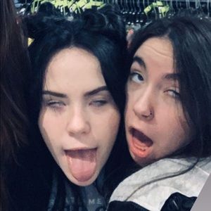 Meet your Posher, Khaki